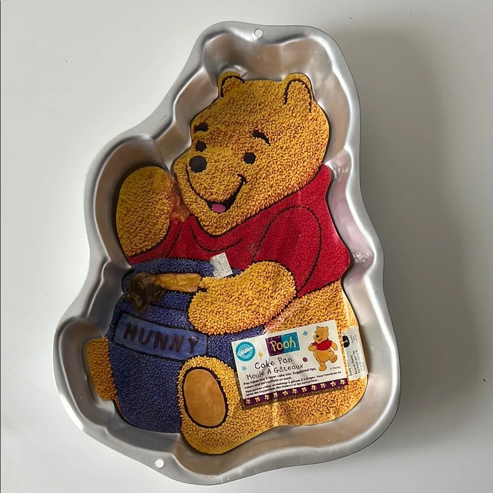 Vintage Disney Winnie the Pooh Cake Pan